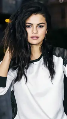 Selena Gomez Wallpaper android App screenshot 15